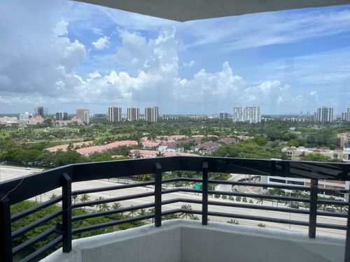 apt-1804-3500 Mystic Pointe Dr, Aventura, FL, 33180-2582 | Card Image