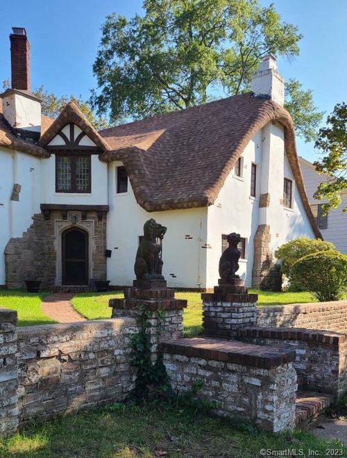 105 Alden Ave, New Haven, CT, 06515-2718 | Card Image