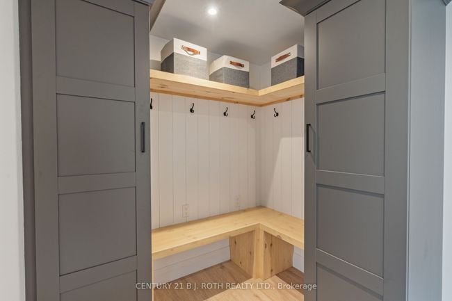 233 Dock Rd, House other with 3 bedrooms, 3 bathrooms and 5 parking in Barrie ON | Image 27