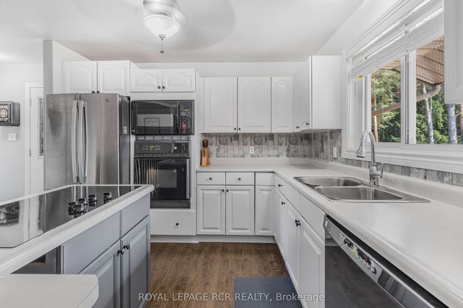 56 Maple Ave, House other with 3 bedrooms, 3 bathrooms and 6 parking in Adjala Tosorontio ON | Image 10