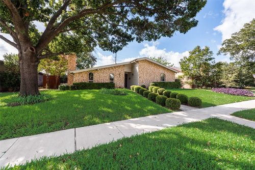 1332 Applegate Dr, Lewisville, TX, 75067-3302 | Card Image