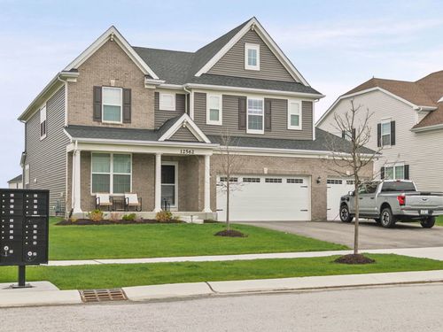 12562 Mullin St, Huntley, IL, 60142-2218 | Card Image