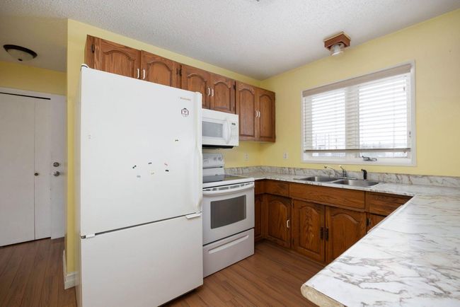 137 Parmenter Cres, House other with 5 bedrooms, 2 bathrooms and 2 parking in Fort Mcmurray AB | Image 4