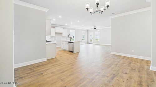 107 Belle Chase Dr, Lafayette, LA, 70506-2907 | Card Image