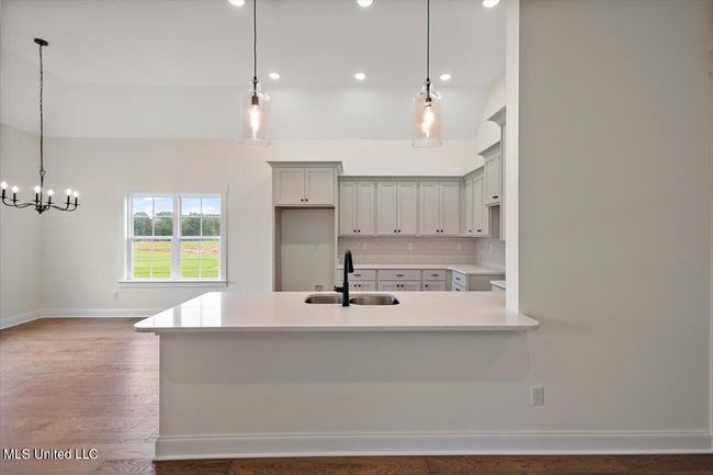 Kitchen | Image 15