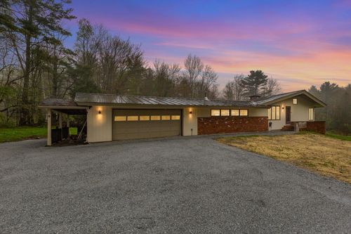 192 Cream Hill Rd, Mendon, VT, 05701-6855 | Card Image