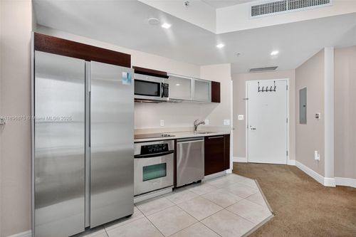 apt-3605-1900 N Bayshore Dr, Miami, FL, 33132-3019 | Card Image