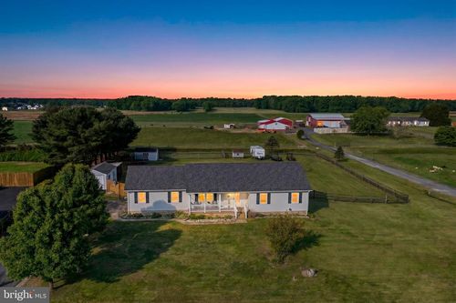313 Cow Marsh Creek Rd, CAMDEN WYOMING, DE, 19934-2942 | Card Image