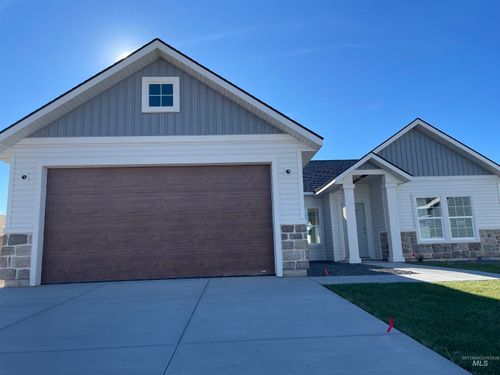 2064 Harrison St S, Twin Falls, ID, 83301-8734 | Card Image