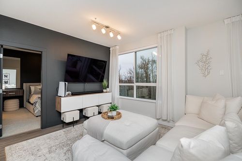 {{alt}} | Card Image