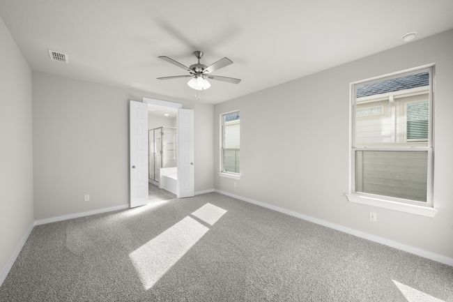 14_8921 Acorn- Primary Suite-1 | Image 12