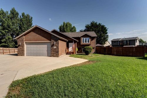 2917 Benjamin St, RAPID CITY, SD, 57703-7201 | Card Image