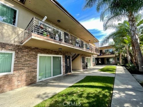 apt-1-12425 Harris Ave, Lynwood, CA, 90262-5279 | Card Image