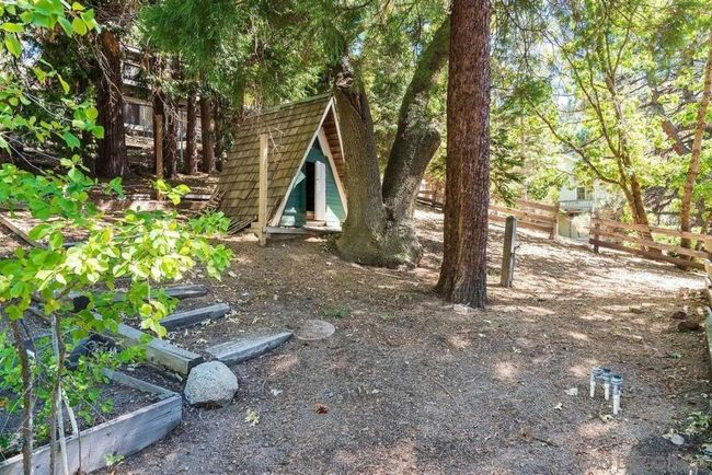 1959 Poplar Dr, House other with 4 bedrooms, 3 bathrooms and 5 parking in Running Springs CA | Image 39