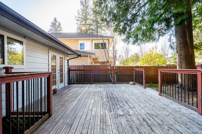 15045 92 Avenue, House other with 4 bedrooms, 3 bathrooms and 12 parking in Surrey BC | Image 32