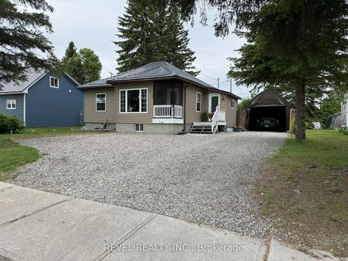 445 4th Ave, Matheson, ON, P0K1N0 | Card Image