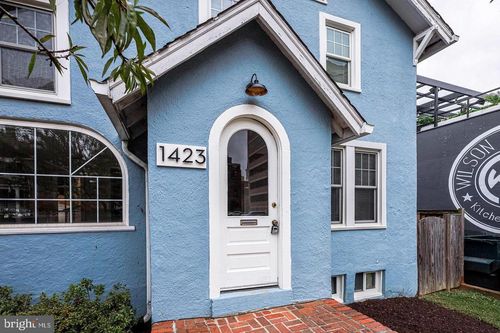 1423 N Garfield Street, ARLINGTON, VA, 22201 | Card Image