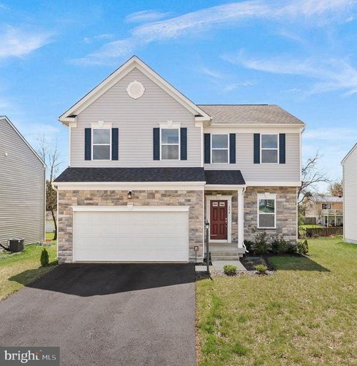 8 Freeman St, RANSON, WV, 25438 | Card Image