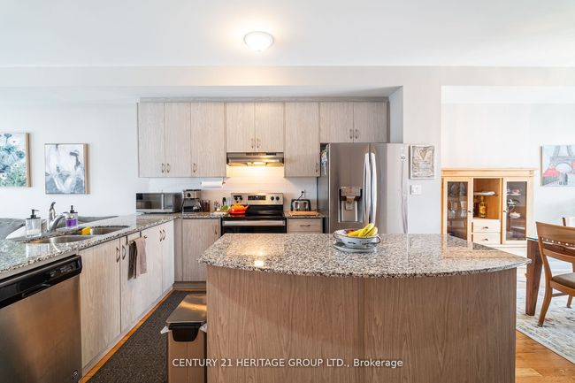 18 Moneypenny Pl, House attached with 4 bedrooms, 3 bathrooms and 1 parking in Vaughan ON | Image 12