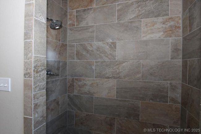 399344 1425 Dr, House other with 4 bedrooms, 3 bathrooms and null parking in Dewey OK | Image 21