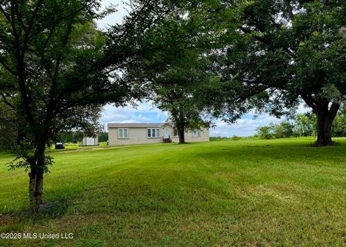 1933 Columbia Purvis Rd, Columbia, MS, 39429-9213 | Card Image