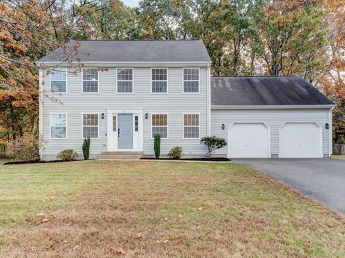 311 Meadowbrook Dr, Manchester, CT, 06042-8532 | Card Image