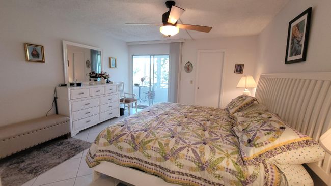 209 Greenbrier A, Condo with 2 bedrooms, 2 bathrooms and null parking in West Palm Beach FL | Image 13