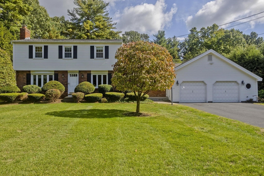 Elizabeth Ave, Westfield, MA 01085