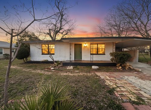 107 Elm Ave, Rockdale, TX, 76567-2312 | Card Image