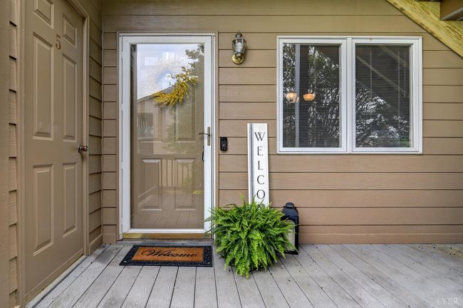 UNIT-5 - 1103 Mariners Way, Condo with 2 bedrooms, 2 bathrooms and null parking in Huddleston VA | Image 4