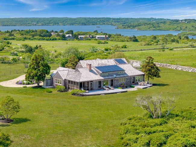 18 Spruce Gate Rd, House other with 5 bedrooms, 4 bathrooms and null parking in Chilmark MA | Image 4