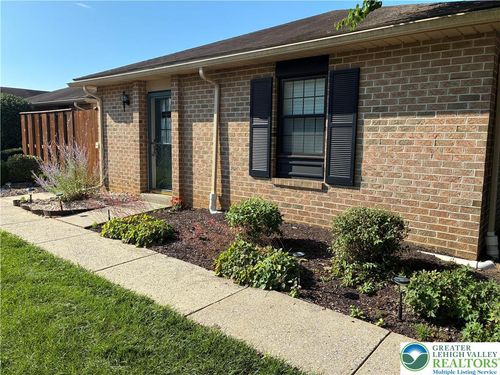 2765 Rolling Green Pl, Macungie, PA, 18062-1423 | Card Image