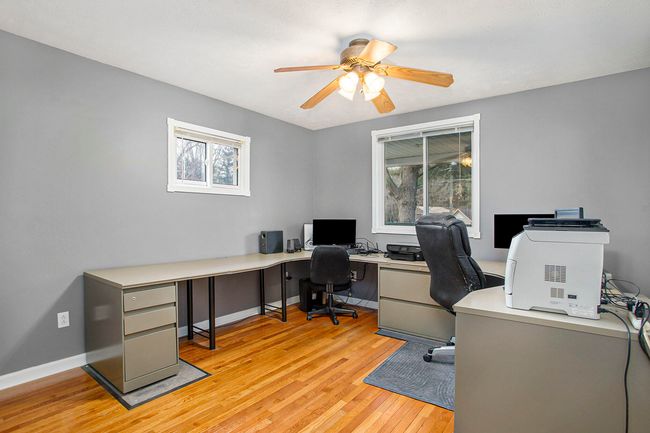 010__90a6317_521 | Image 13