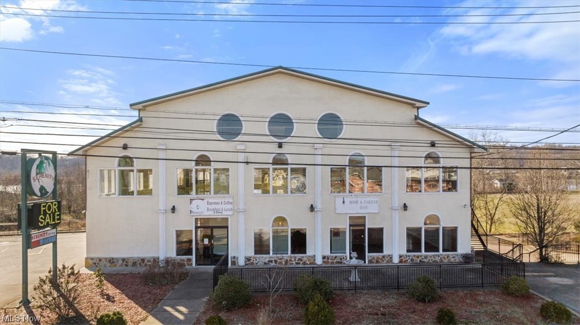 1903 Grand Central Ave, Vienna, WV 26105