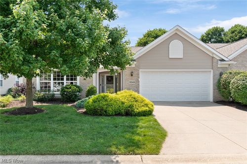 3549 Elmhurst Cir, Green, OH, 44685-6714 | Card Image