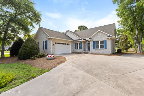 102 Crooked Gulley Cir, Sunset Beach, NC, 28468-4438 | Card Image