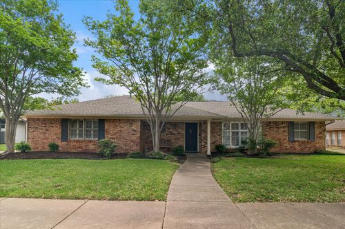 3302 Peachtree Lane, Pantego, TX, 76013 | Card Image