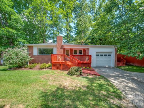 917 W Blue Ridge Rd, East Flat Rock, NC, 28726-2603 | Card Image