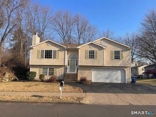 9 Sanford St, West Haven, CT, 06516-2351 | Card Image