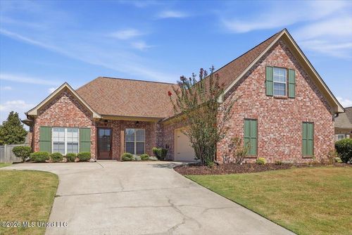 126 Essen Ln, Madison, MS, 39110-6643 | Card Image