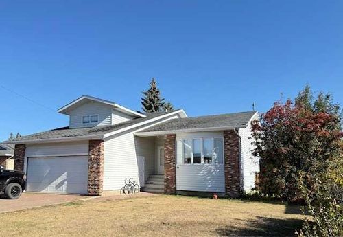 206 4 Ave, Marwayne, AB, T0B2X0 | Card Image