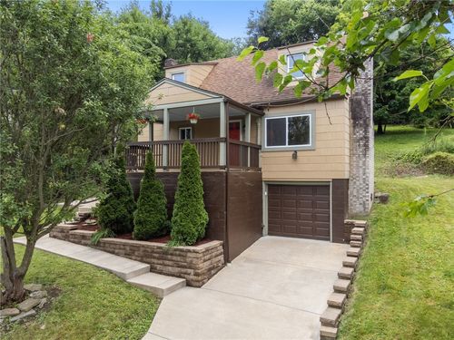2711 Homestead Duquesne Rd, West Mifflin, PA, 15122 | Card Image