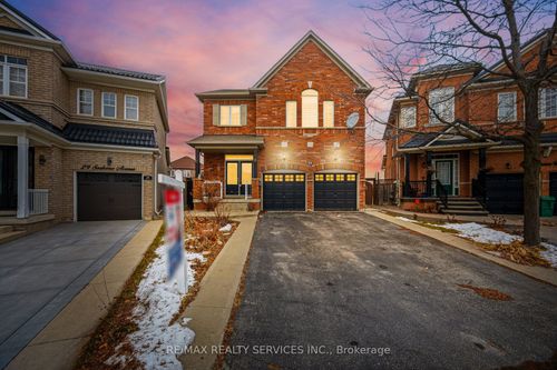 31 Seahorse Ave, Brampton, ON, L6V4N7 | Card Image