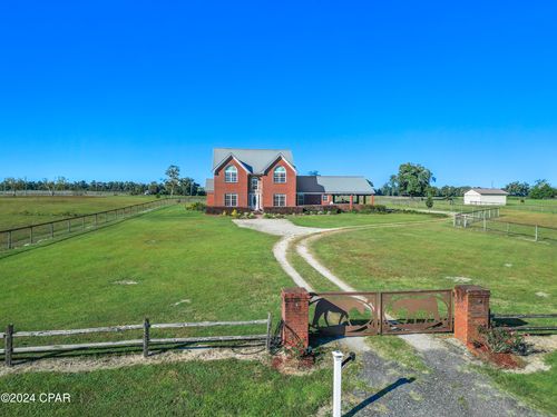 5218 Chestnut Ln, Greenwood, FL, 32443-1852 | Card Image