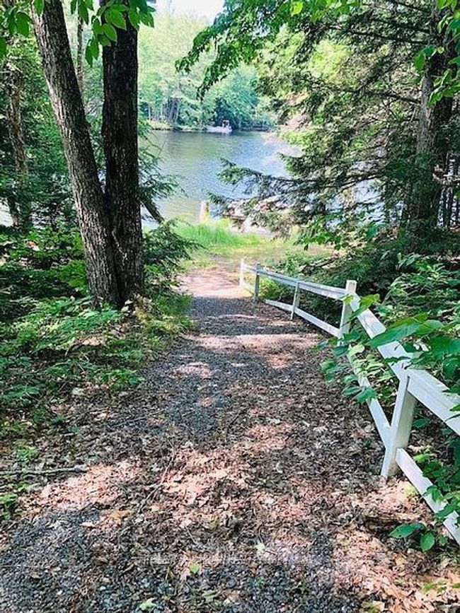 1238 Carlsmount Rd, House other with 2 bedrooms, 2 bathrooms and 10 parking in Bracebridge ON | Image 8