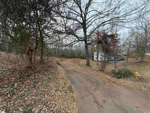 7 Enoree Hts, Taylors, SC, 29687-4407 | Card Image