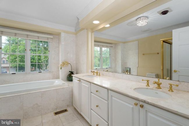 111 Saint Clair Ct, Townhouse with 3 bedrooms, 3 bathrooms and null parking in Princeton NJ | Image 21