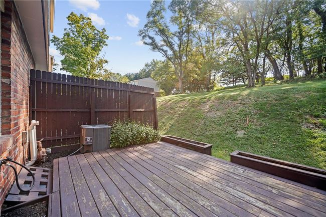 282 Quail Run Rd, Condo with 2 bedrooms, 2 bathrooms and 1 parking in Venetia PA | Image 24