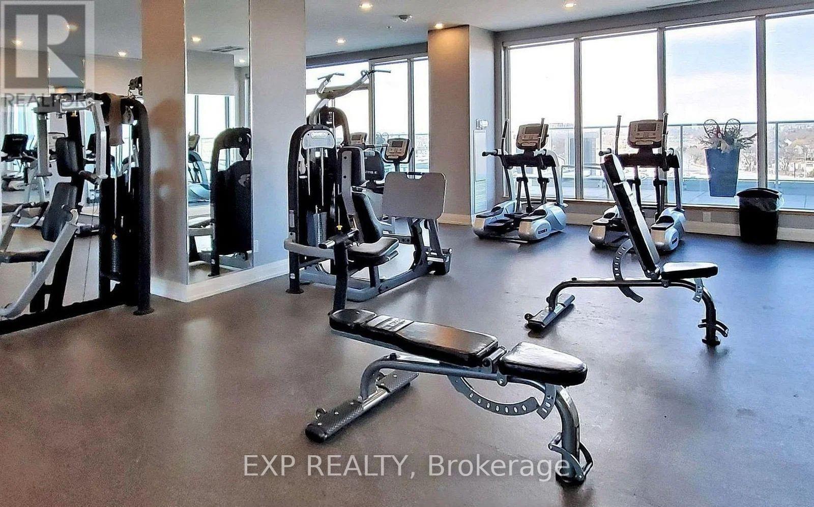 Residential in Toronto (Clanton Park) 4