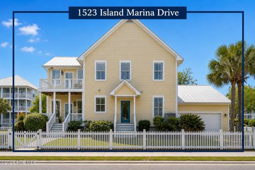 1523 Island Marina Dr, Carolina Beach, NC, 28428-4039 | Card Image
